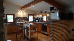 La lumineuse cuisine ouverte